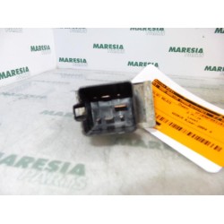 Renault - Megane - Glow plug relay