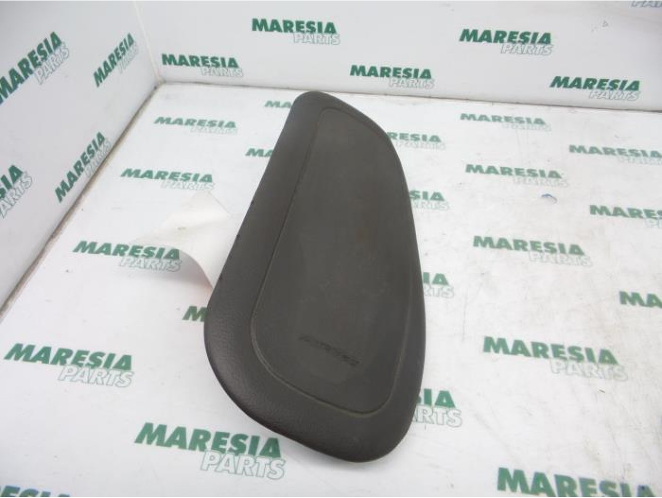 Fiat - Punto - Airbag siège
