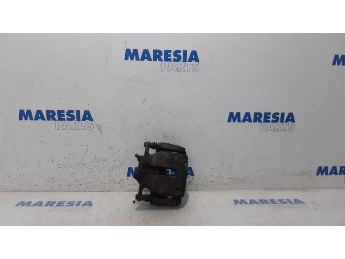 Renault - Kangoo - Front brake calliper, left