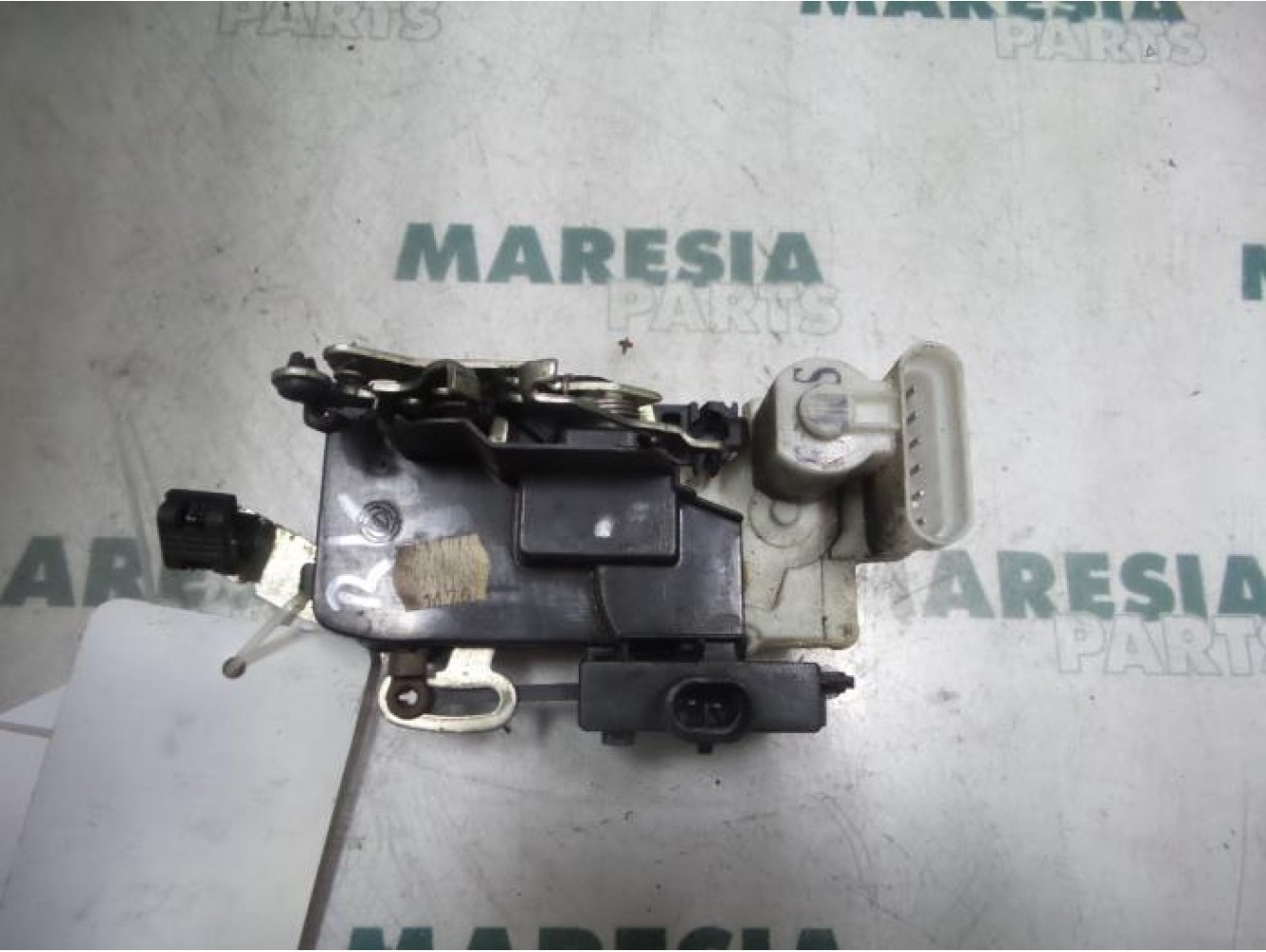 Lancia - Lybra - Front door lock mechanism 4-door, right