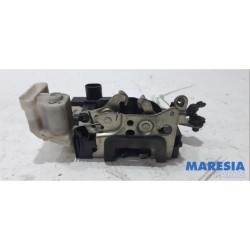 Lancia - Lybra - Front door lock mechanism 4-door, right
