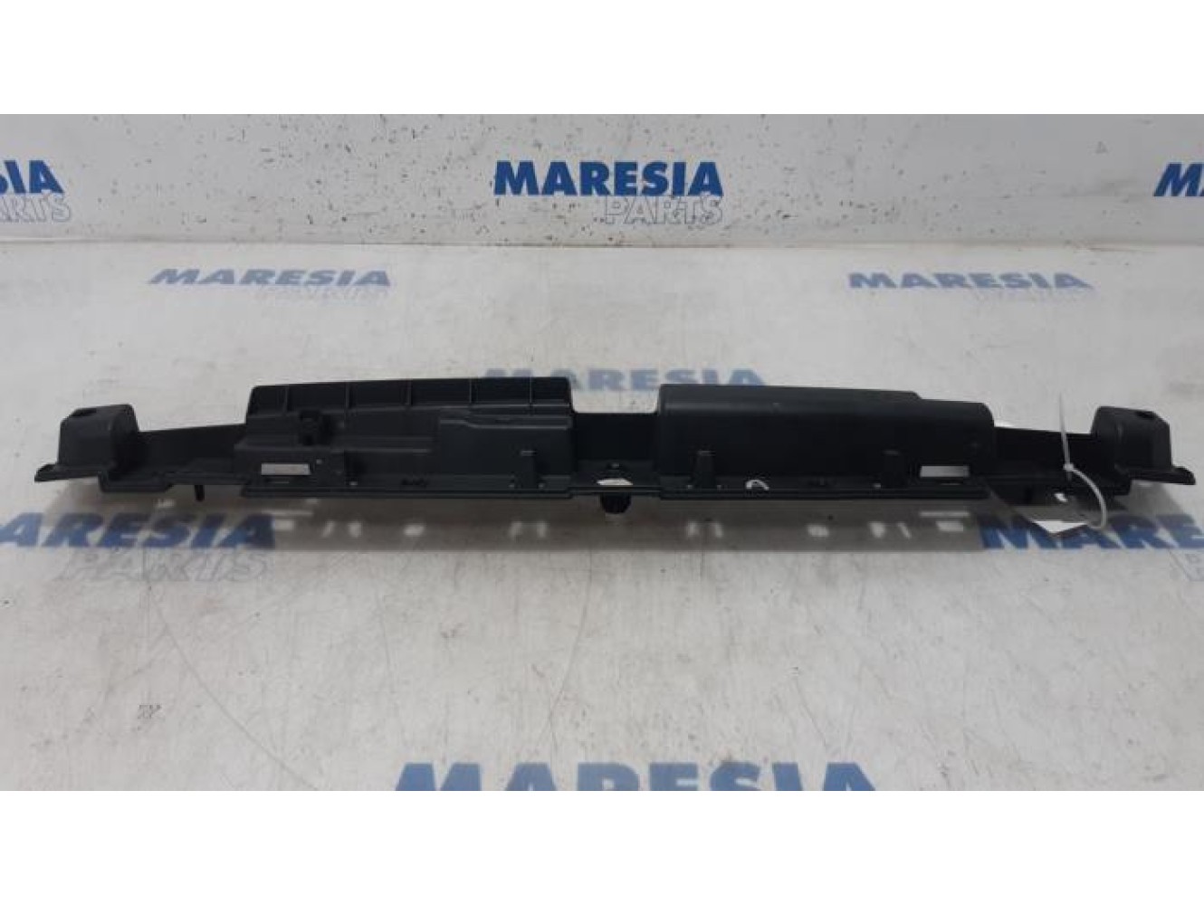 Peugeot - Expert - Rear bumper bracket central