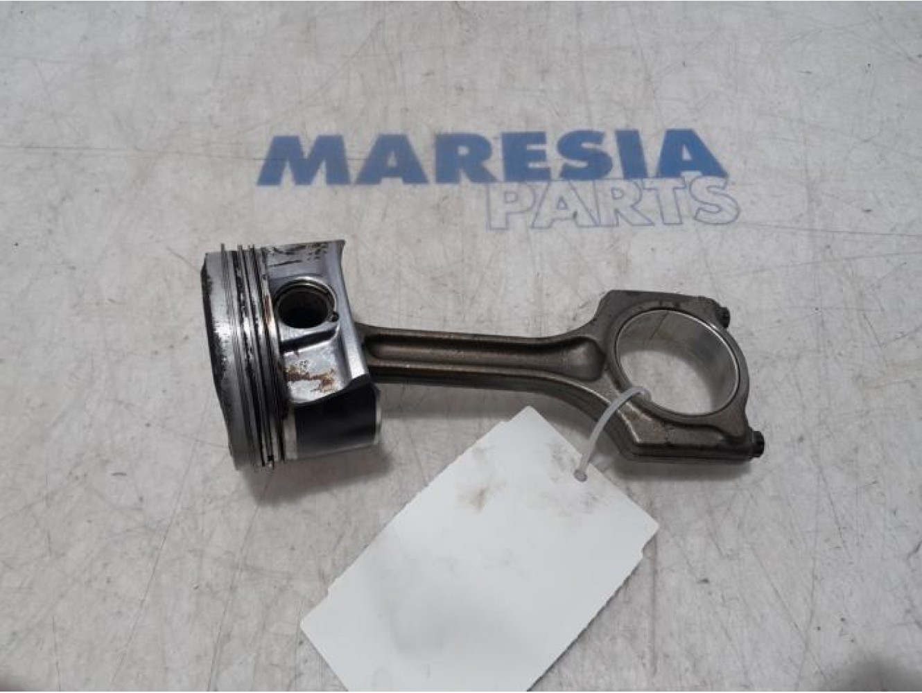 Peugeot - 5008 - Piston