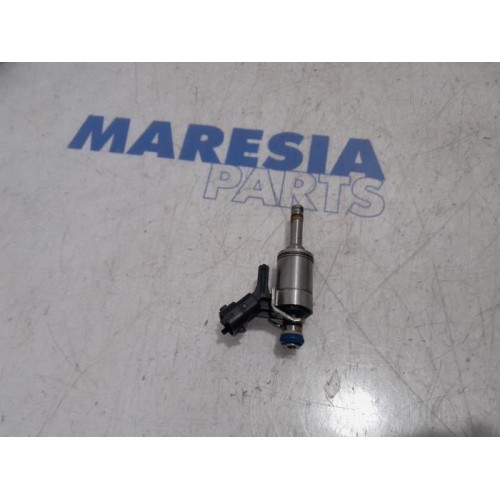 Peugeot - 5008 - Injector (petrol injection)