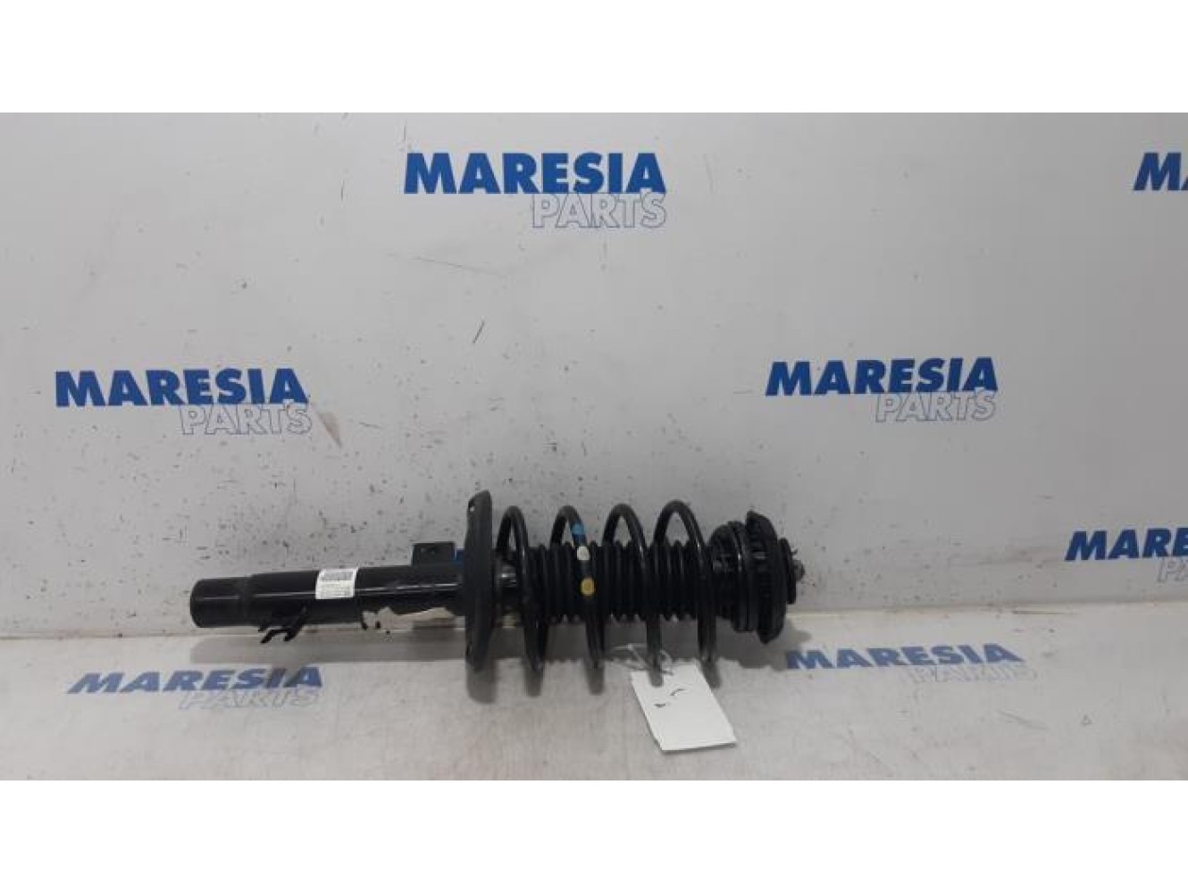 Citroen - C4 Cactus - Front shock absorber rod, left