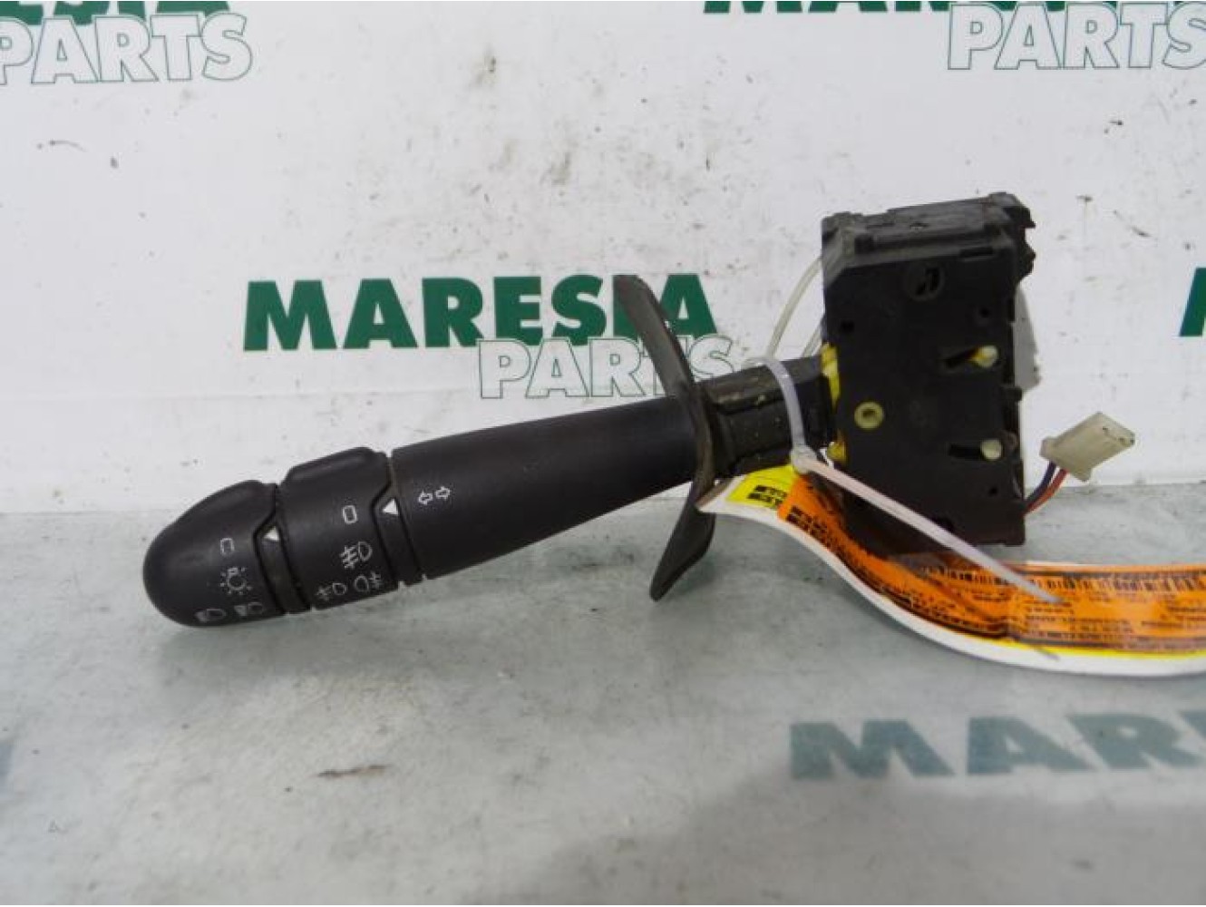 Renault - Megane - Indicator switch