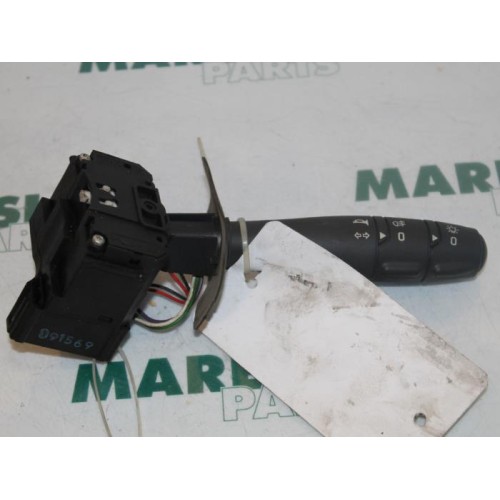 Renault - Clio - Indicator switch