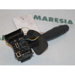 Renault - Clio - Indicator switch