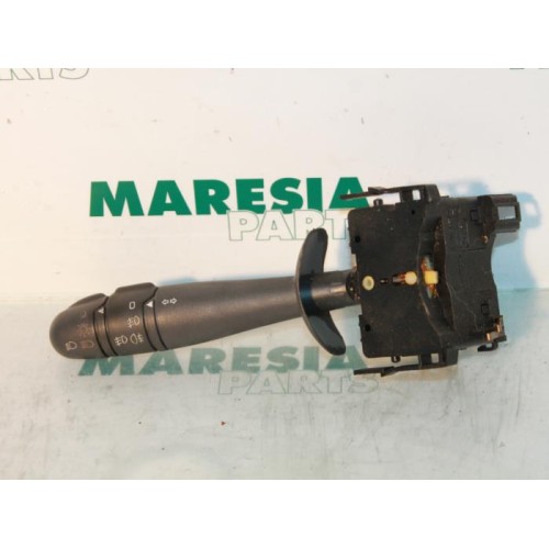 Renault - Laguna - Indicator switch