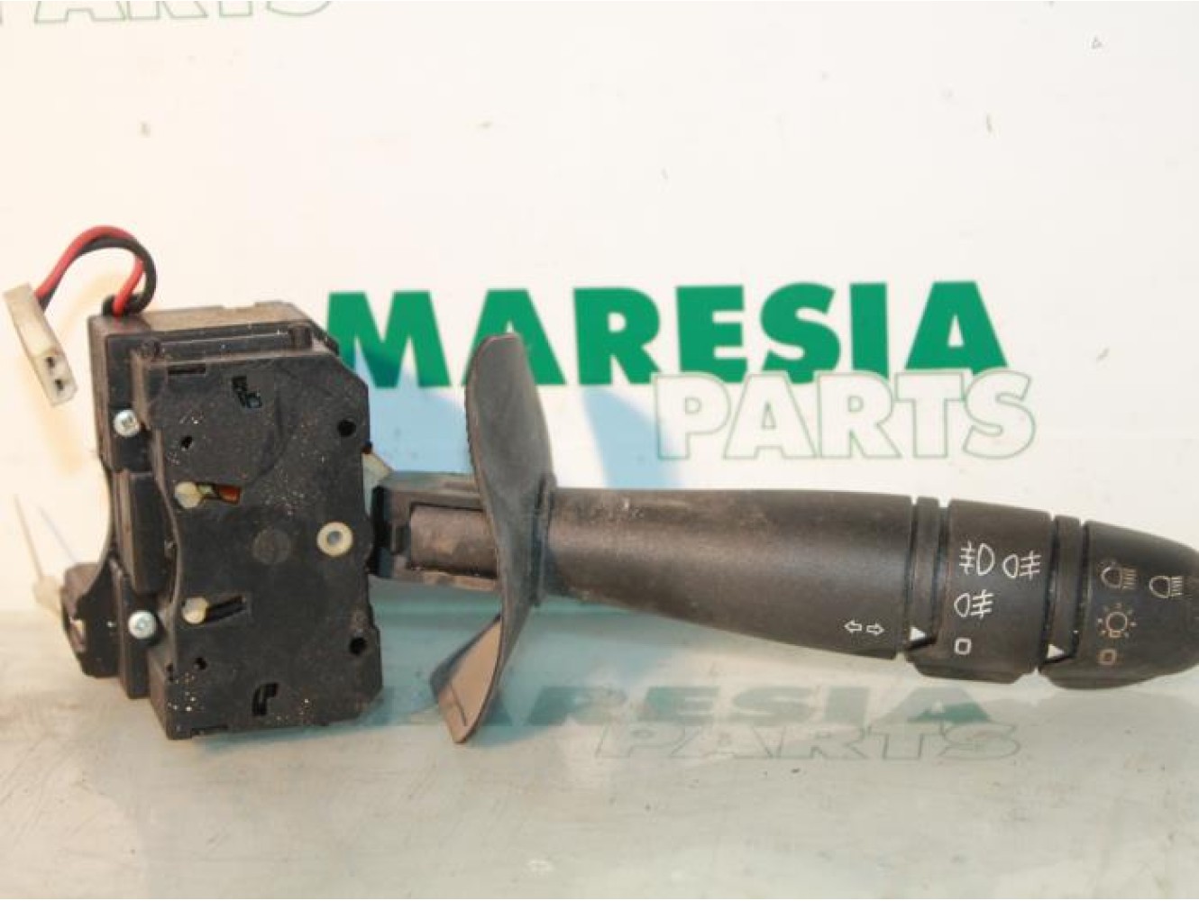 Renault - Megane - Indicator switch