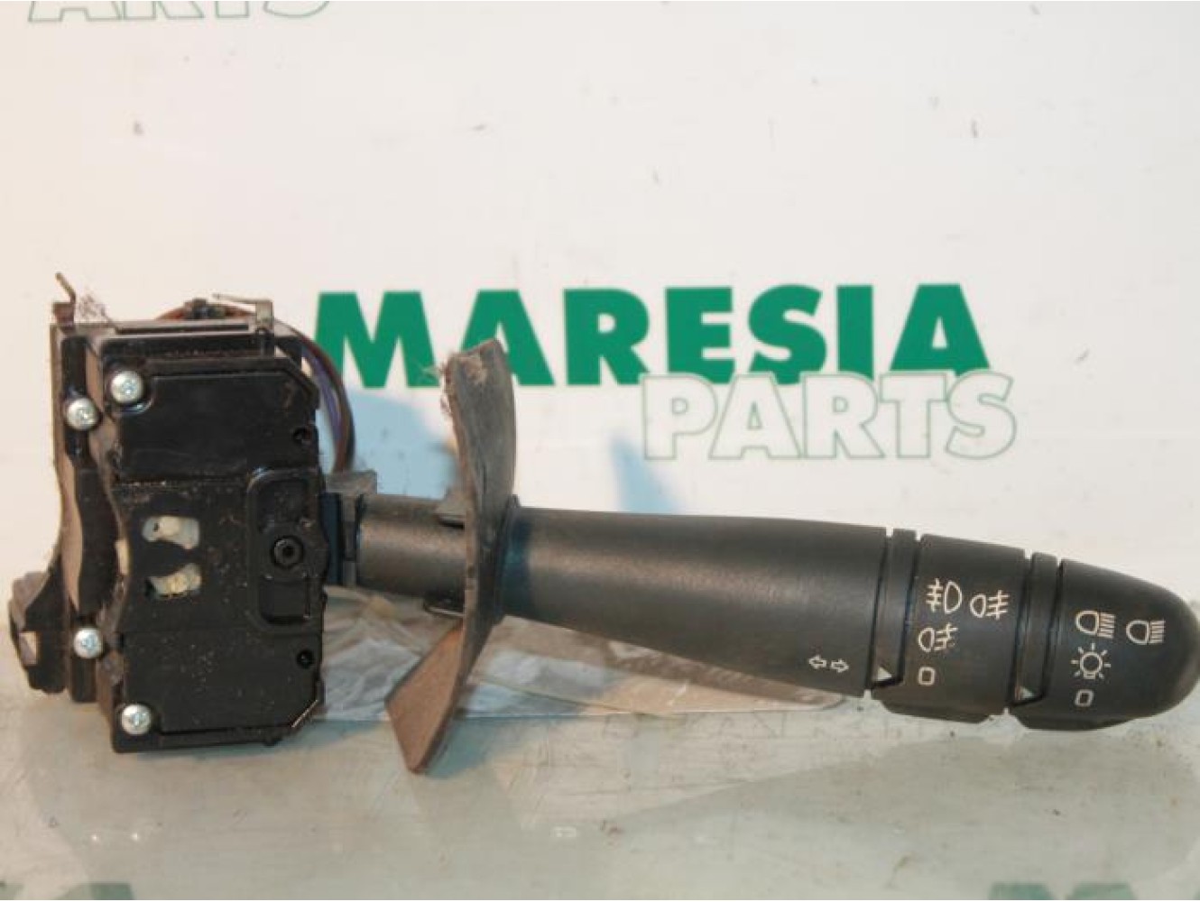 Renault - Megane - Indicator switch