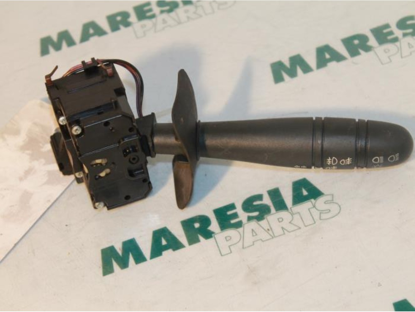 Renault - Megane - Indicator switch
