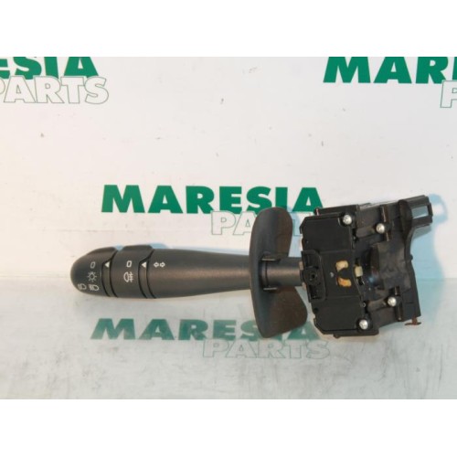 Renault - Megane Scenic - Indicator switch
