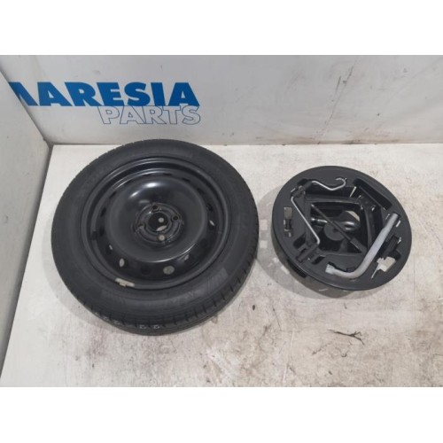 Fiat - Punto - Krikset + reservewiel