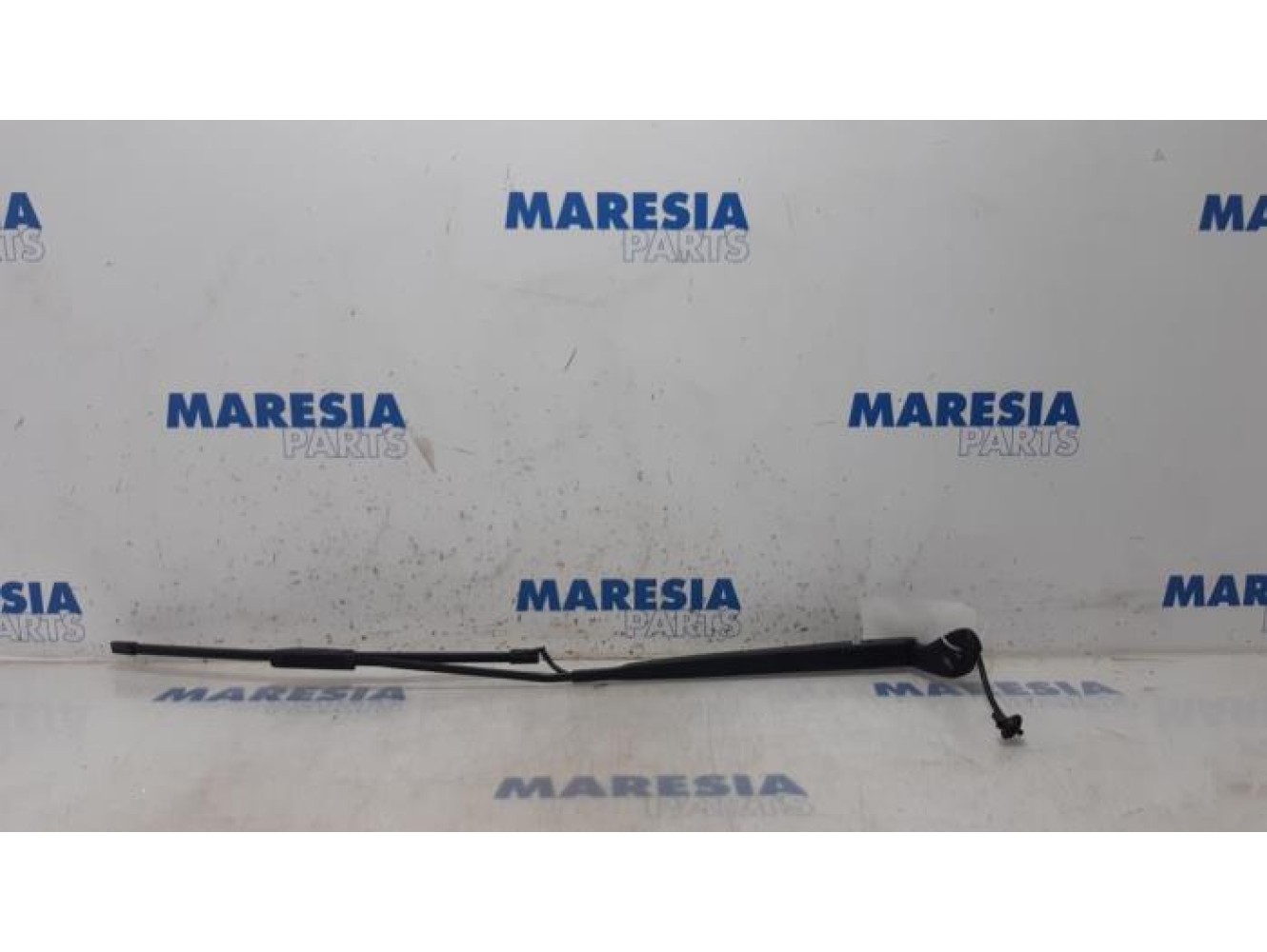 Citroen - C4 Cactus - Front wiper arm