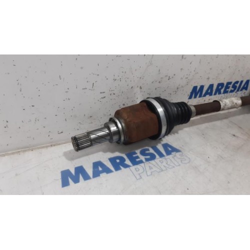 Renault - Kangoo - Aandrijfas links-voor