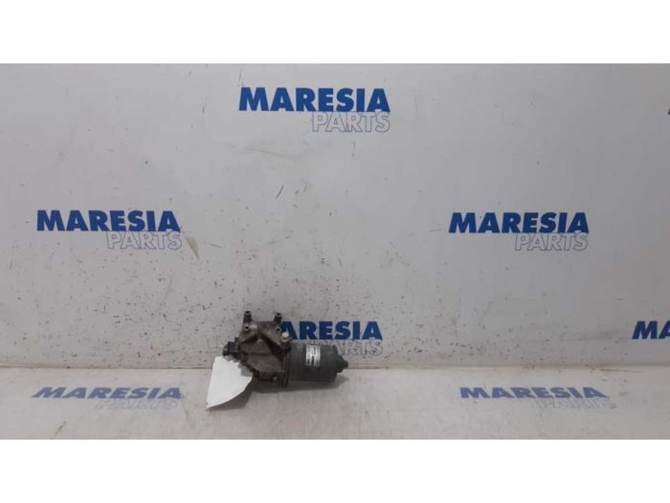 Fiat - Punto - Front wiper motor
