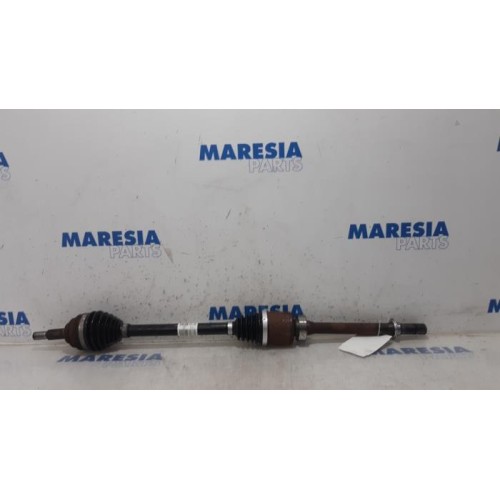 Renault - ZOE - Front drive shaft, right