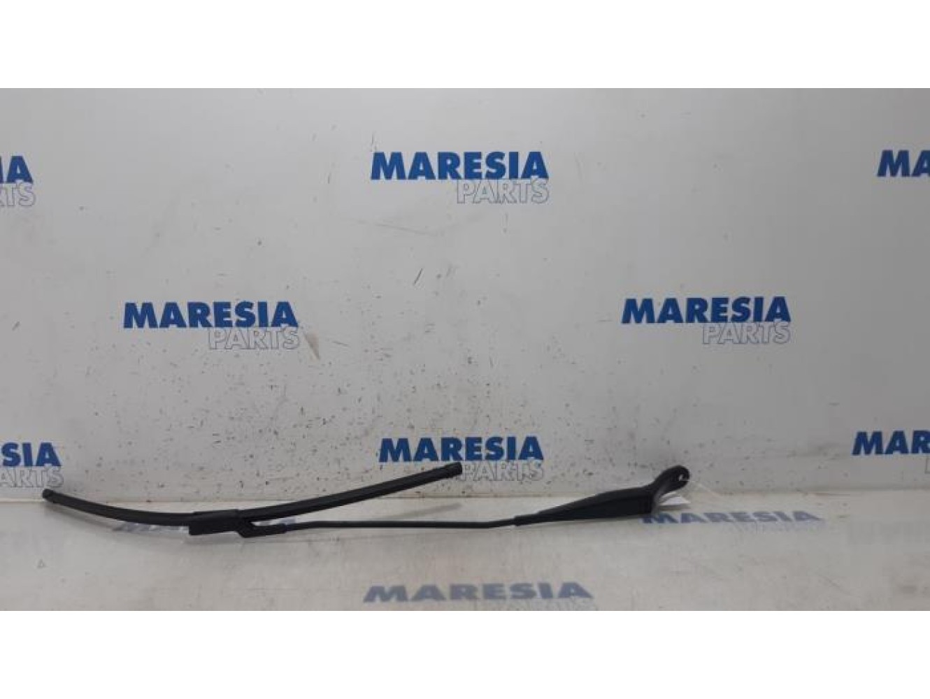 Renault - ZOE - Front wiper arm