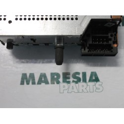Peugeot - 206 - Radio