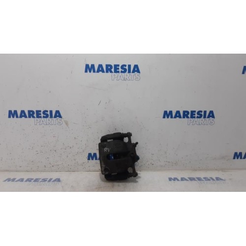 Renault - Kangoo - Front brake calliper, right