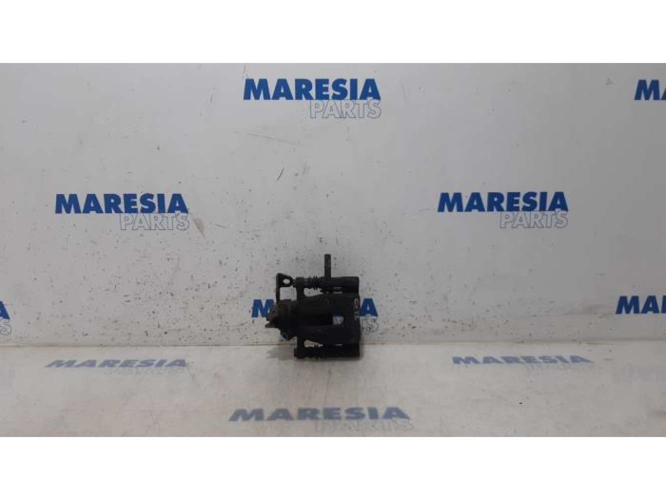 Renault - Kangoo - Rear brake calliper, right