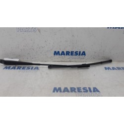 Renault - Kangoo - Front wiper arm