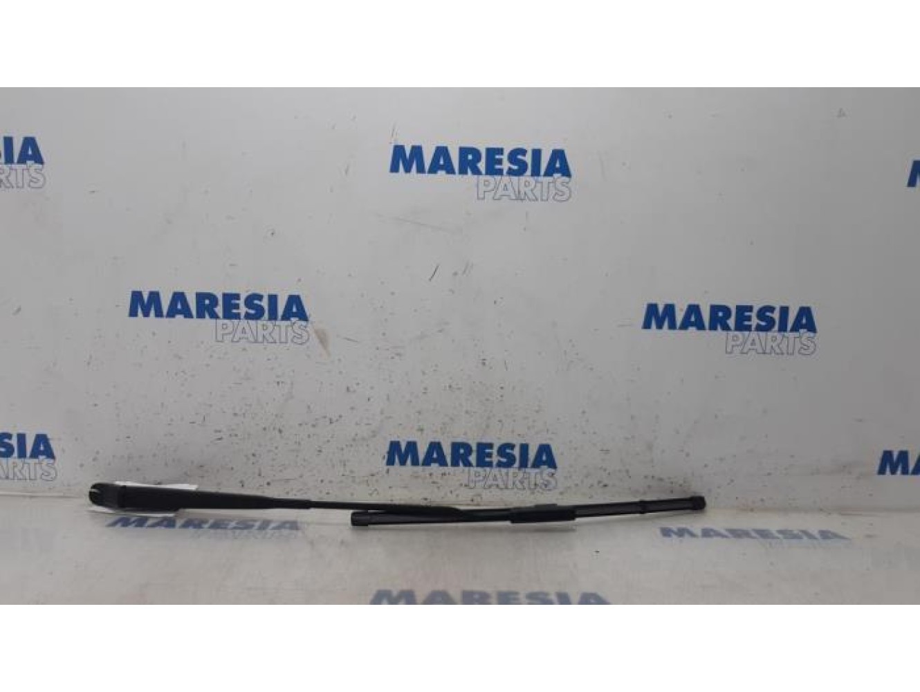 Renault - Kangoo - Front wiper arm