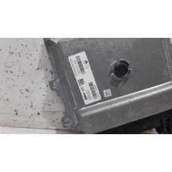 Renault - Clio - Engine management computer