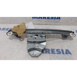 Renault - Clio - Rear door window mechanism 4-door, right