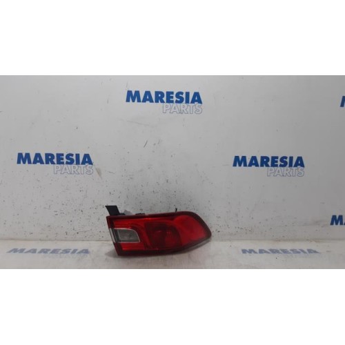 Renault - Clio - Taillight, left