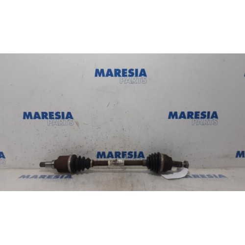 Peugeot - 207 - Front drive shaft, left