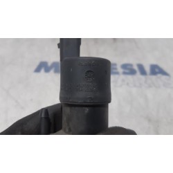 Peugeot - 207 - Scheibensprüherpumpe vorne