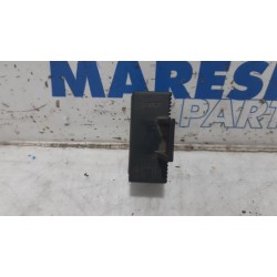 Peugeot - 207 - Relay