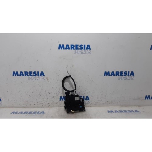 Fiat - Punto - Front door lock mechanism 4-door, right