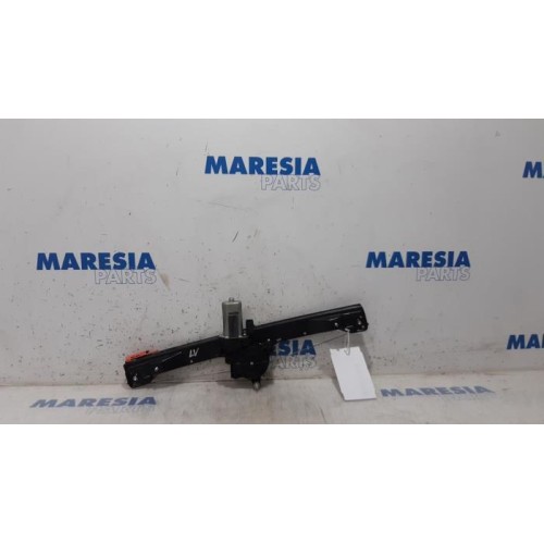 Fiat - Punto - Window mechanism 4-door, front left