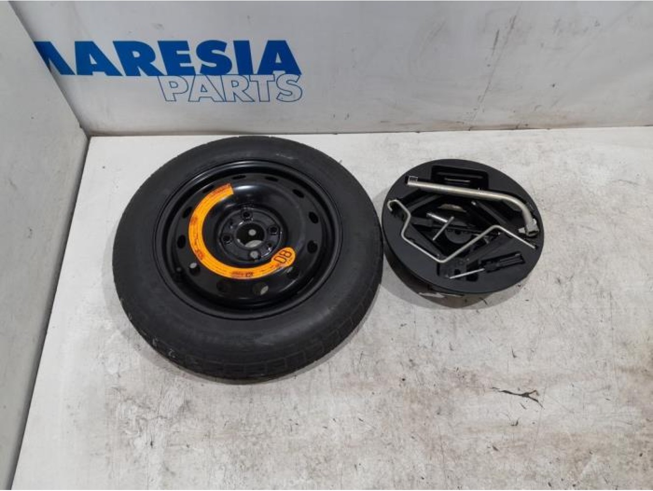 Fiat - 500 - Krikset + reservewiel