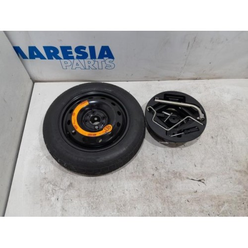 Fiat - 500 - Krikset + reservewiel