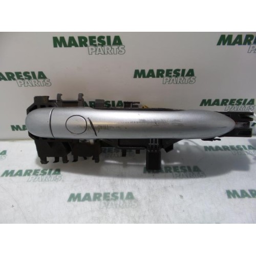 Renault - Megane Scenic - Front door handle 4-door, right