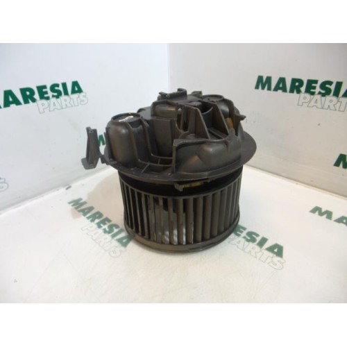 Renault - Megane - Heating and ventilation fan motor