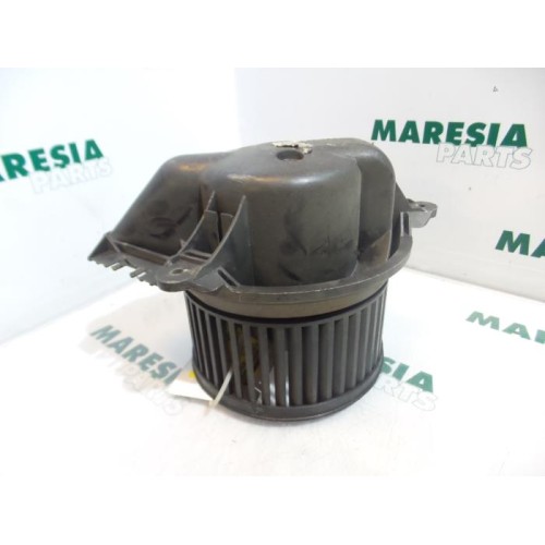Renault - Megane - Heating and ventilation fan motor