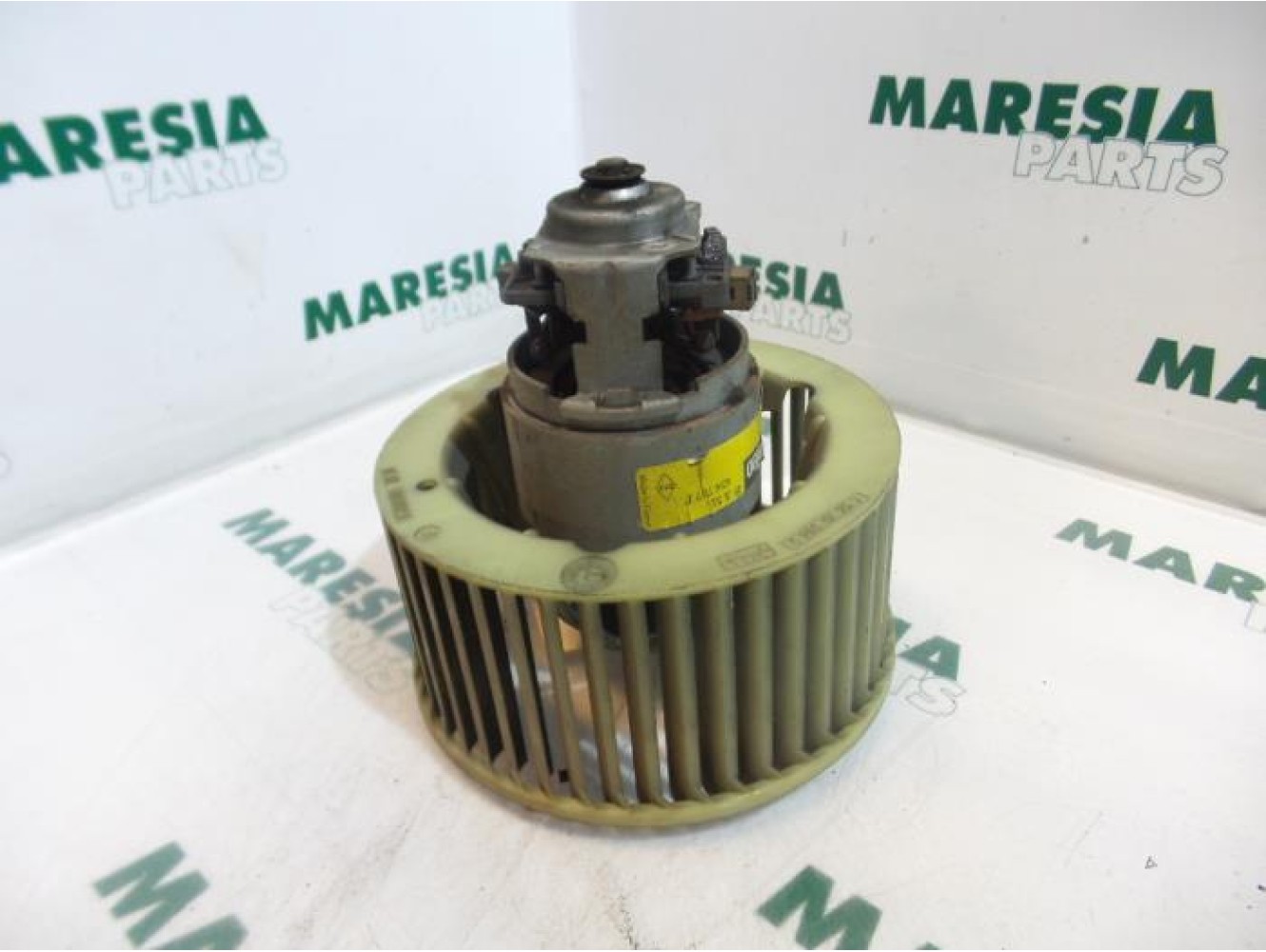 Renault - Megane - Heating and ventilation fan motor