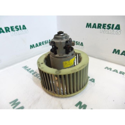 Renault - Megane - Heating and ventilation fan motor