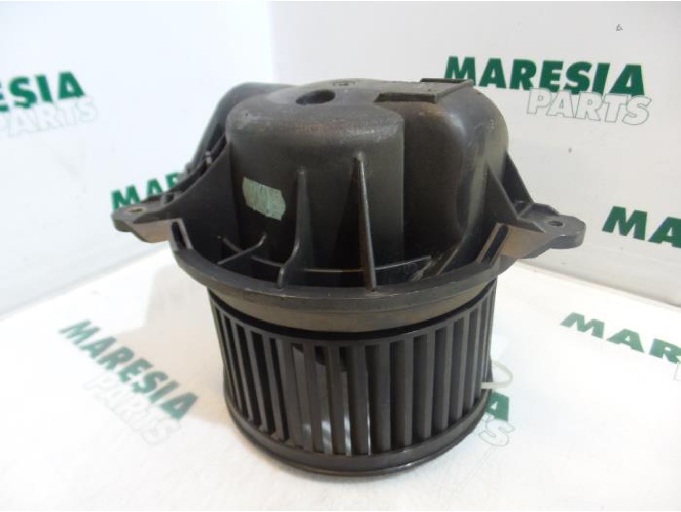 Renault - Megane - Heating and ventilation fan motor