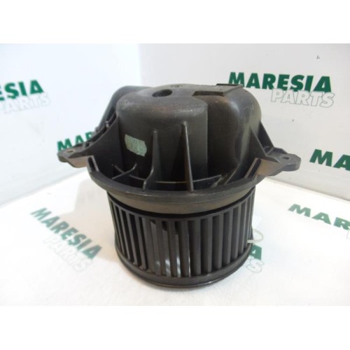 Renault - Megane - Heating and ventilation fan motor