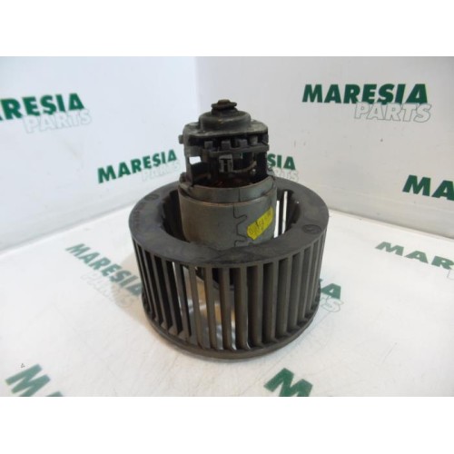 Renault - Megane - Heating and ventilation fan motor