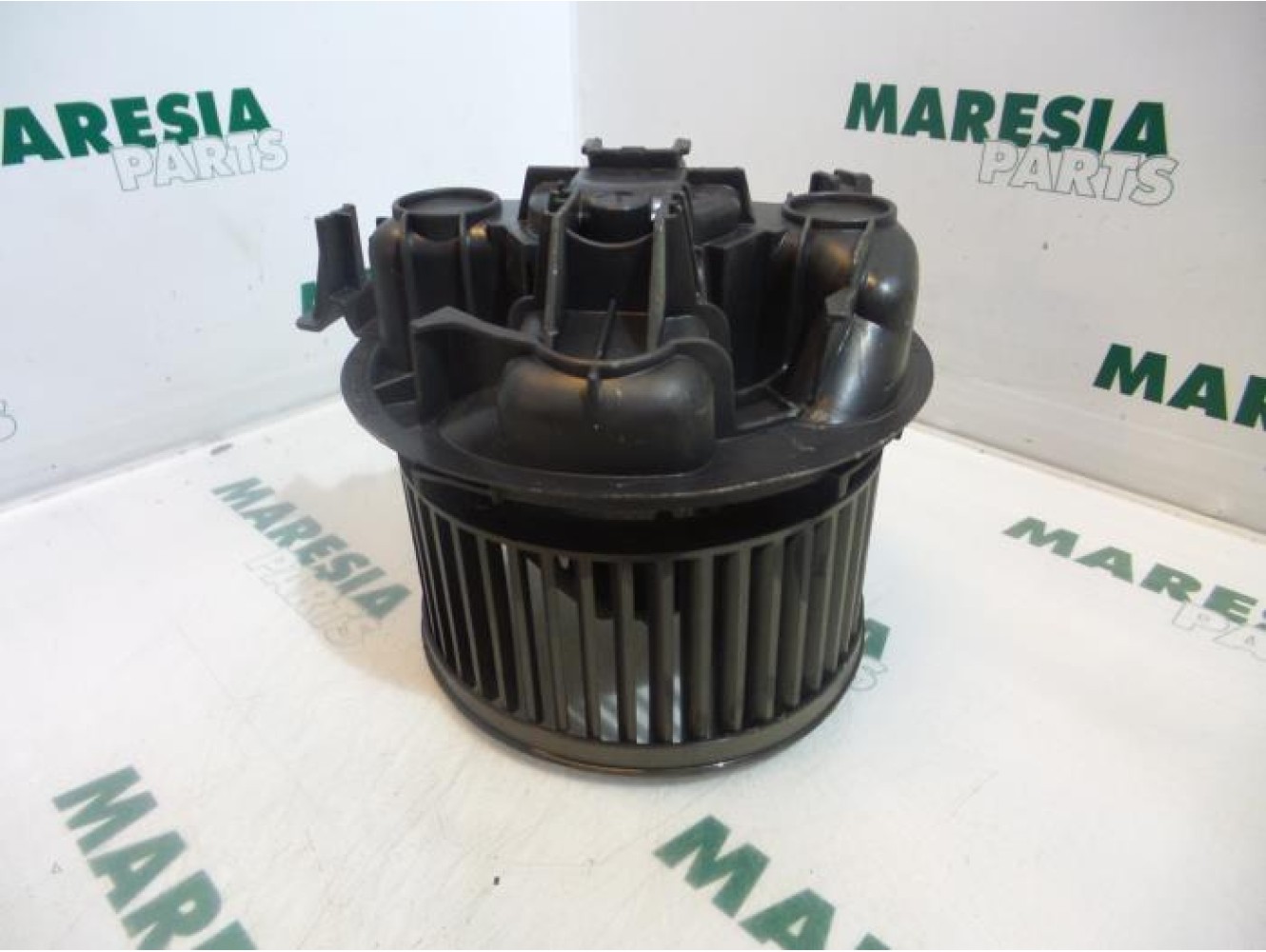 Renault - Megane - Heating and ventilation fan motor
