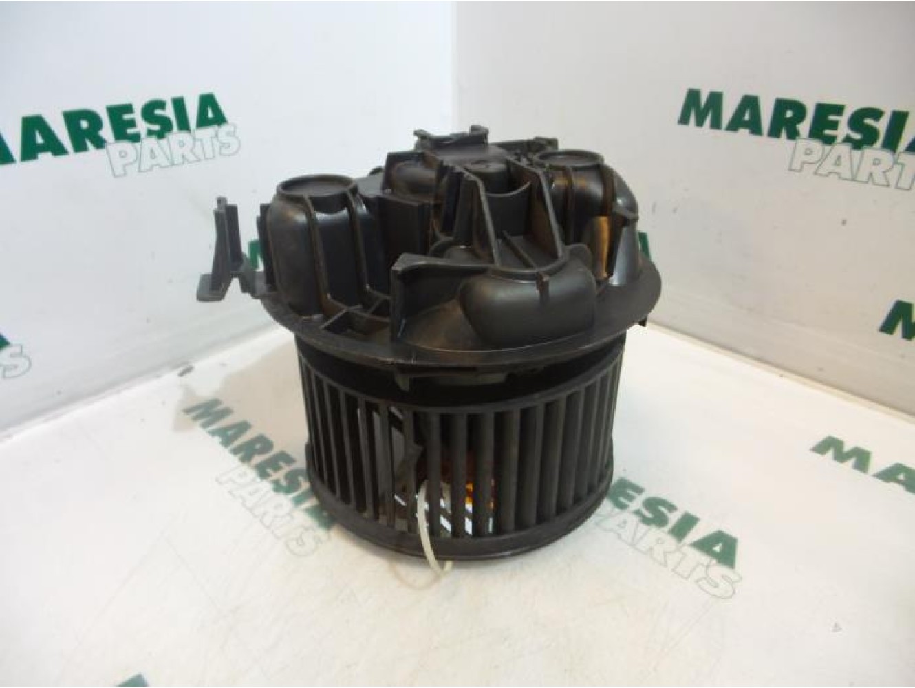 Renault - Megane - Heating and ventilation fan motor