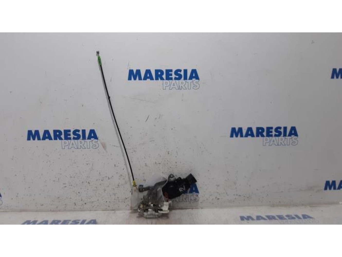Peugeot - 107 - Front door lock mechanism 4-door, right