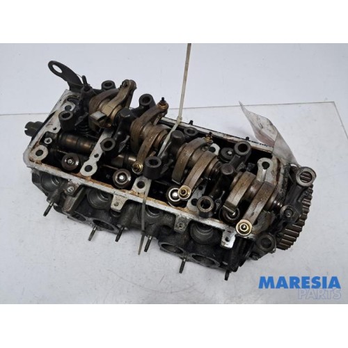 Citroen - Xsara - Cylinder head